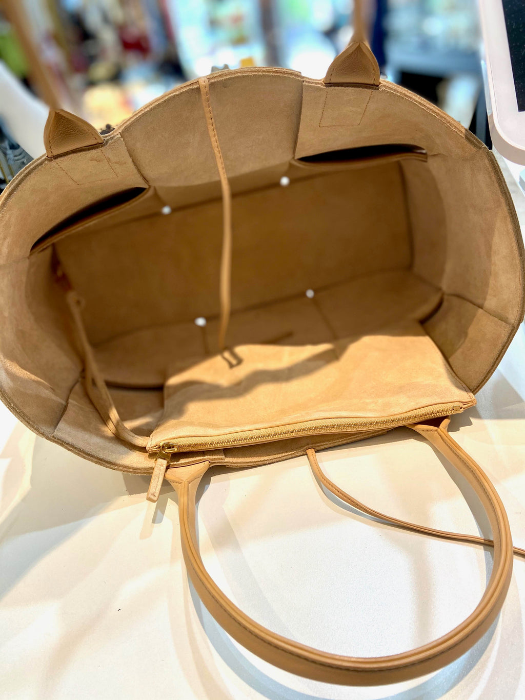 BOTTEGA VENETA MEDIUM ACRO TOTE BAG