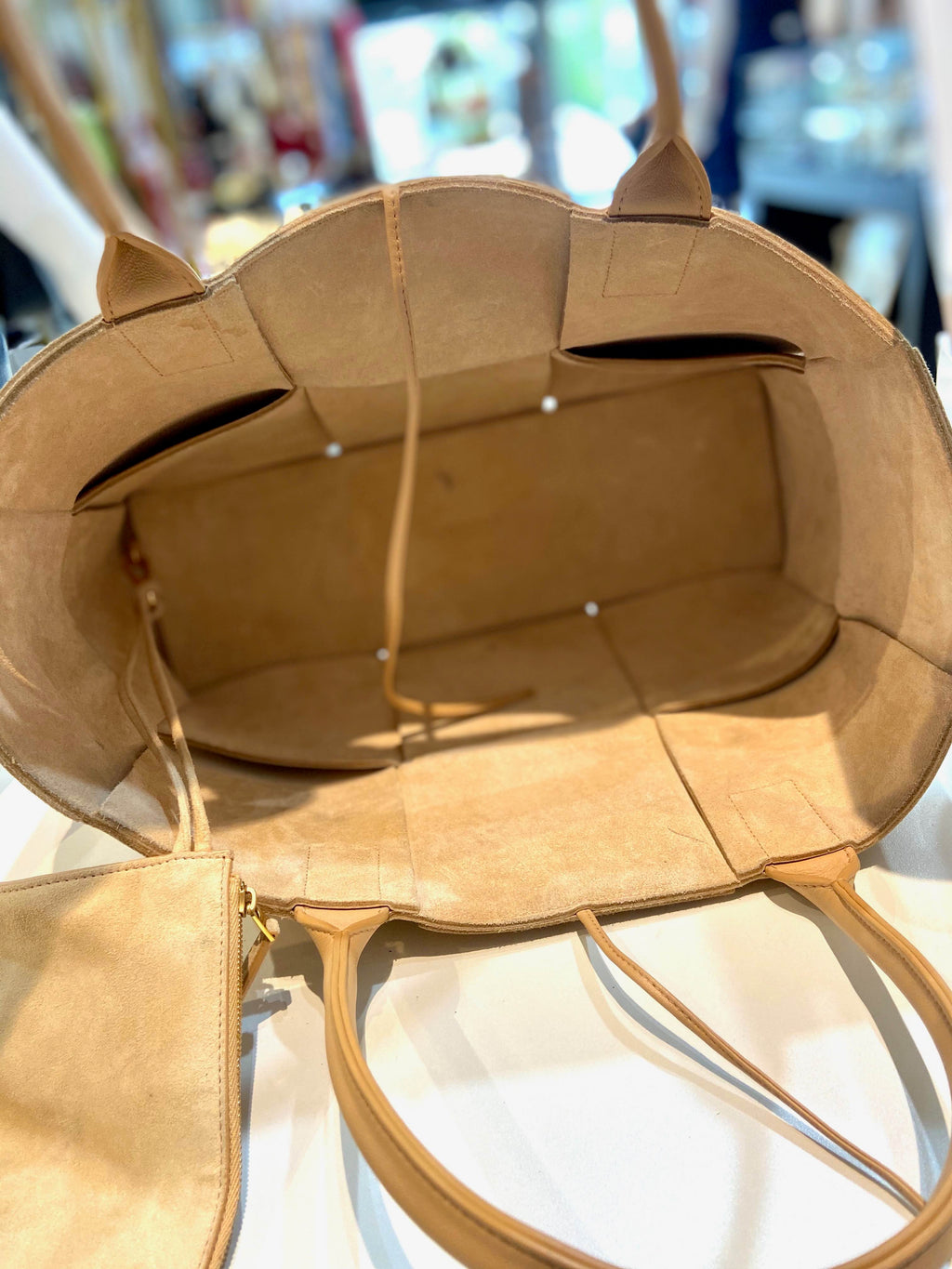 BOTTEGA VENETA MEDIUM ACRO TOTE BAG