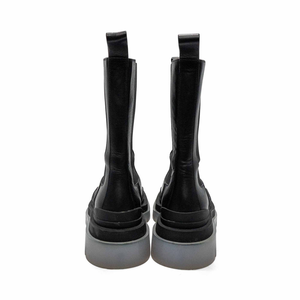 Bottega Veneta 'Tire' Chelsea Boots - Women's 37.5
