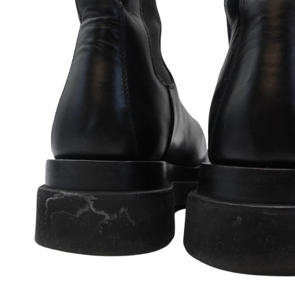 Bottega Veneta Lug Chelsea Boots - Women's 39.5