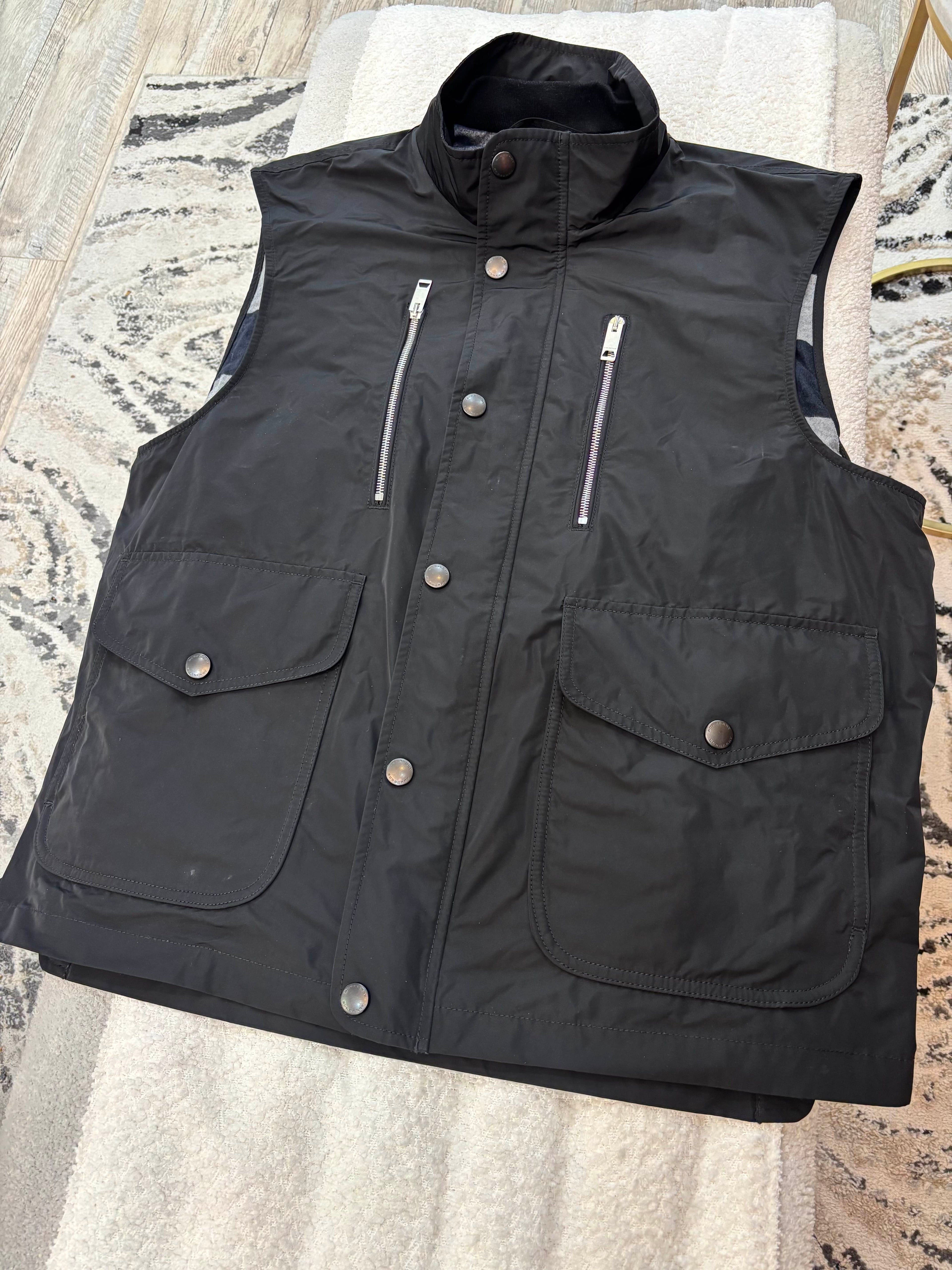 BURBERRY MEN'S VEST