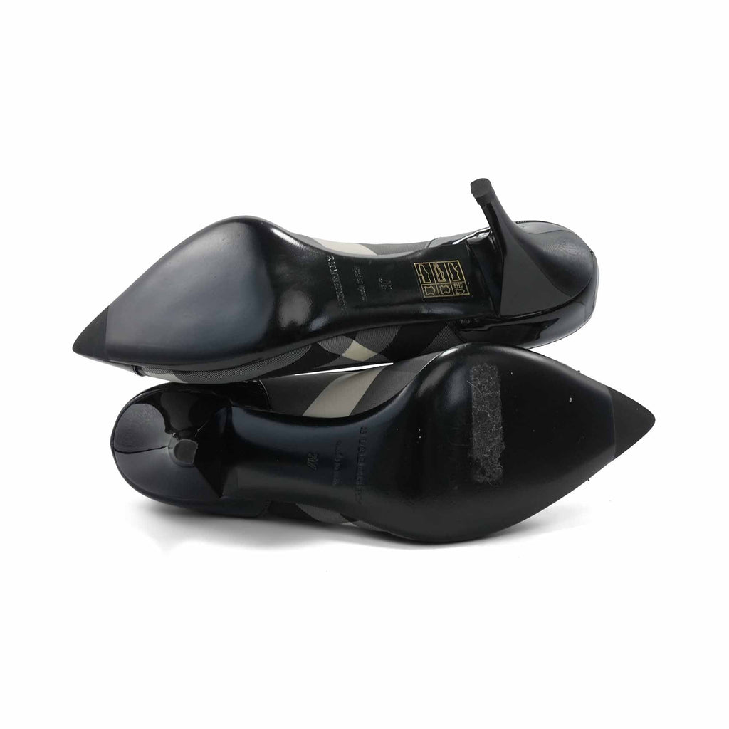 Burberry Check Pumps - Women's 37