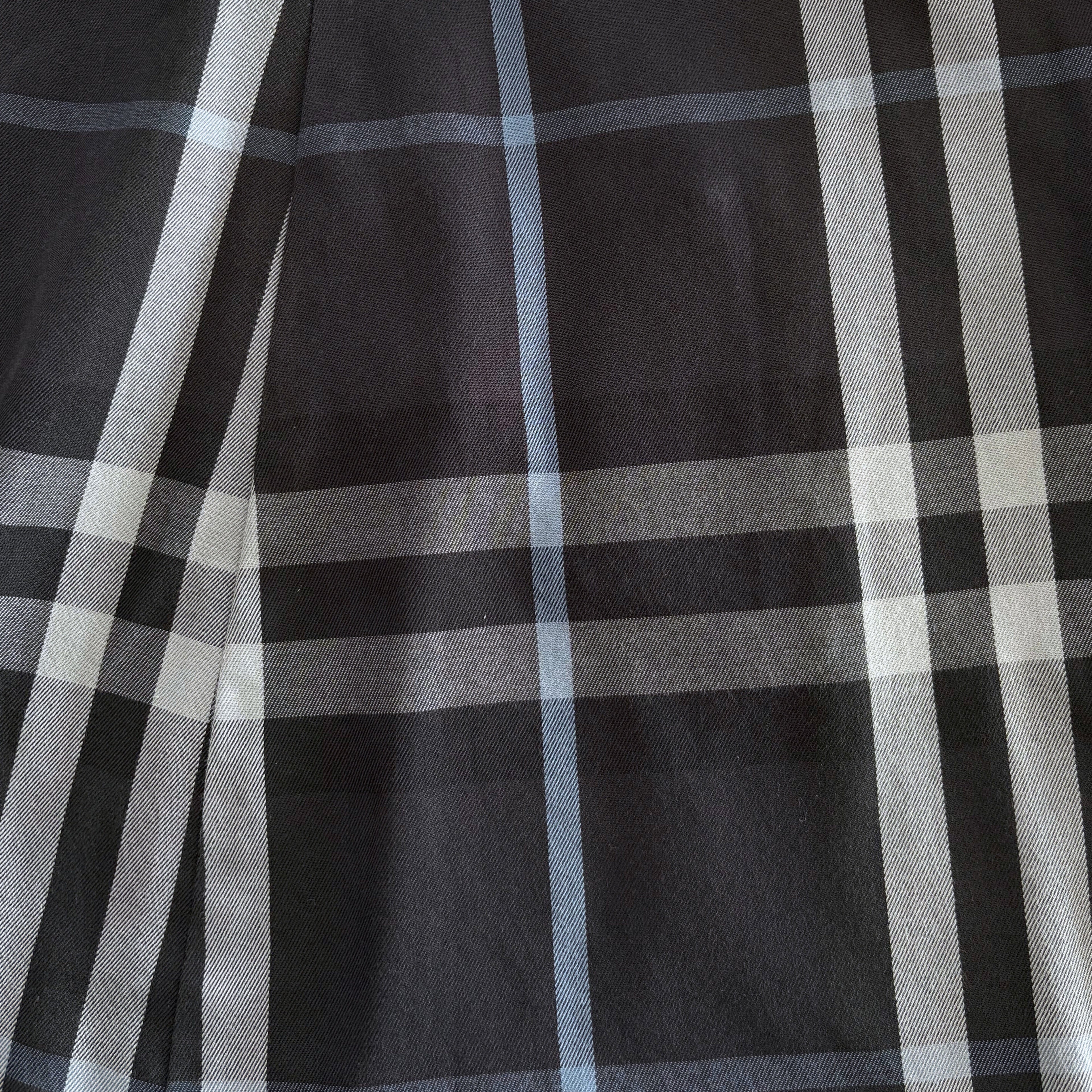 Burberry Trench Coat - Men's 46