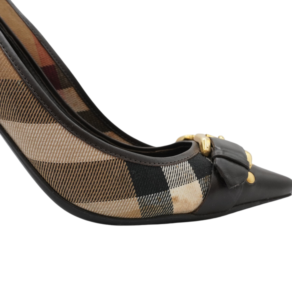 Burberry Novacheck Pumps - Women's 39.5