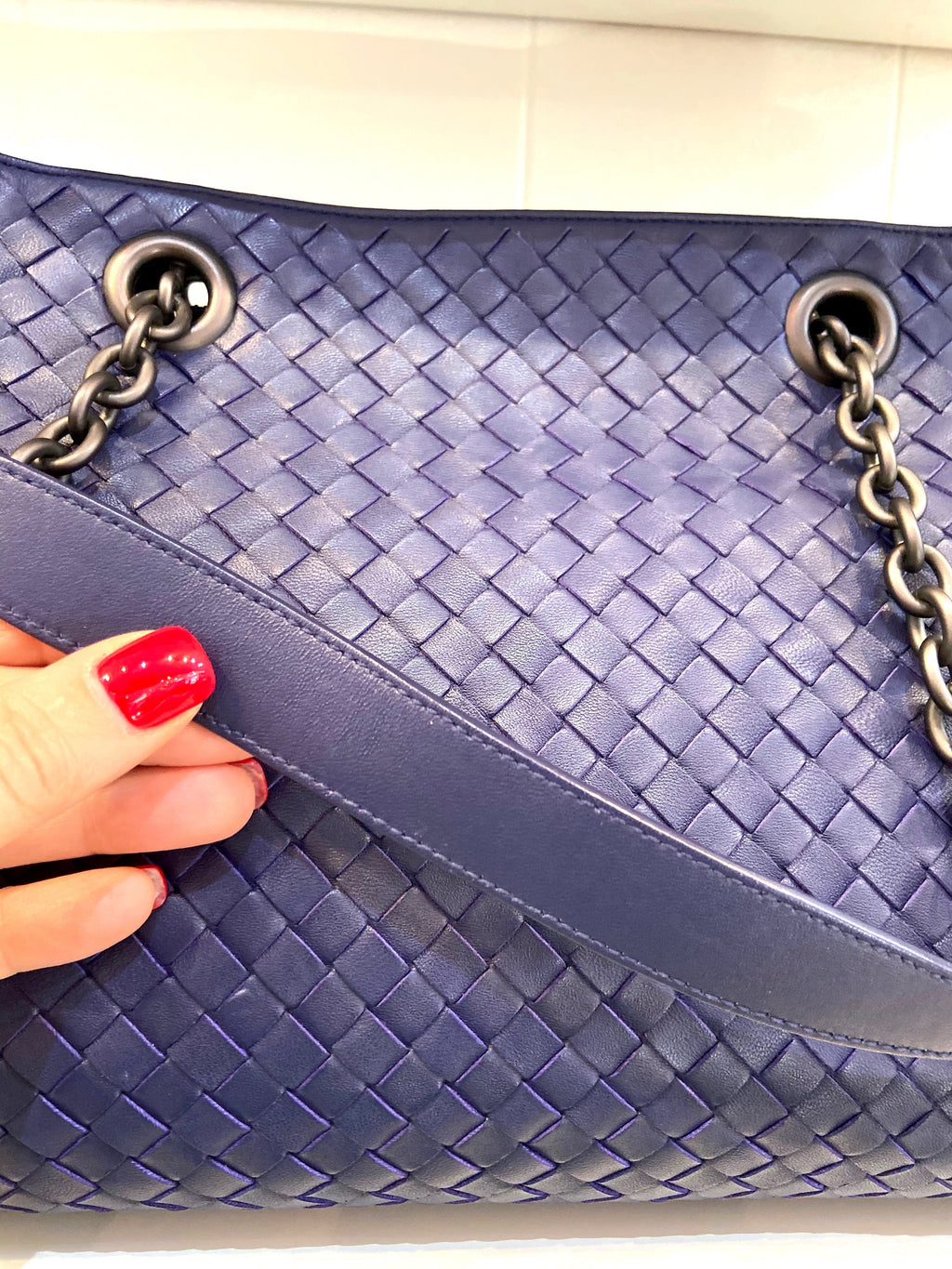 BOTTEGA VENETA INTRECCIATO LEATHER DOUBLE CHAIN TOTE ATLANTIC