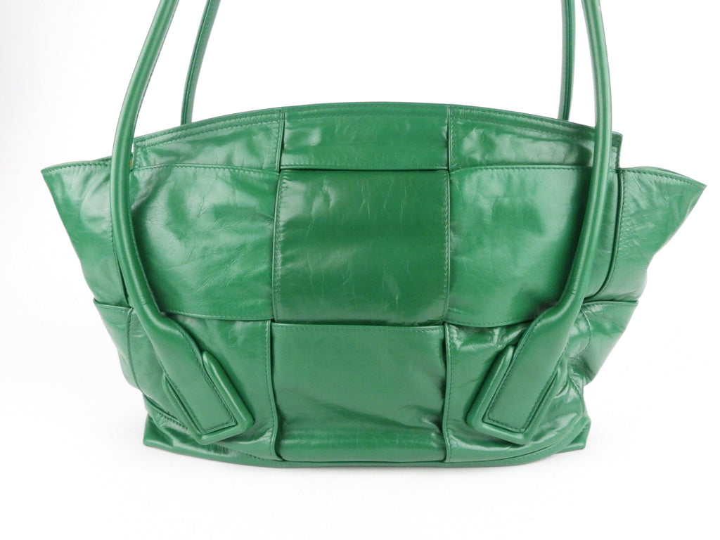 Bottega Veneta Green Maxi Intreccatio Glossed Leather Arco Slouch Tote