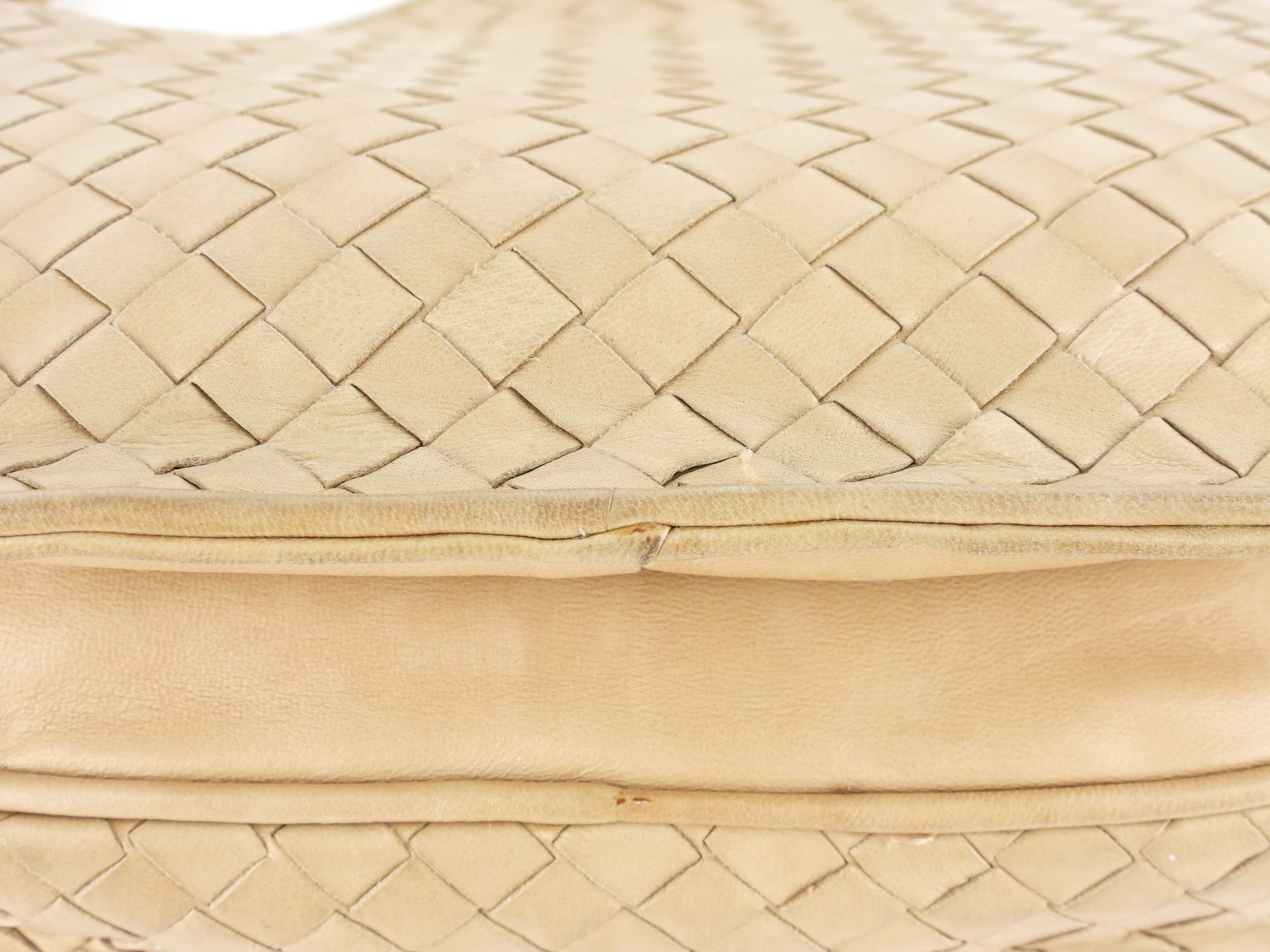 Bottega Veneta Vintage Beige Intrecciato Leather Shoulder Bag