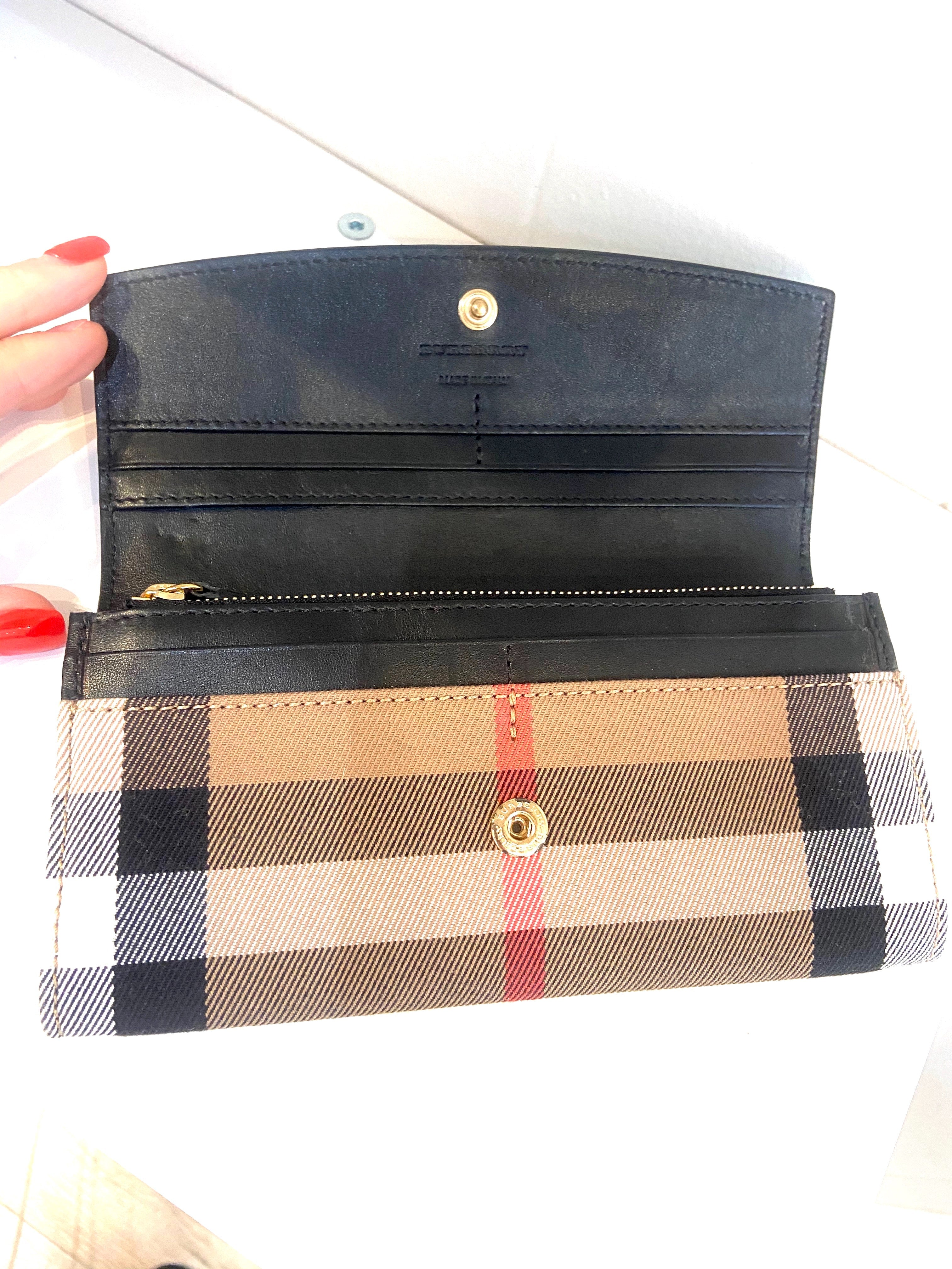 BURBERRY HOUSE CHECK CONTINENTAL WALLET