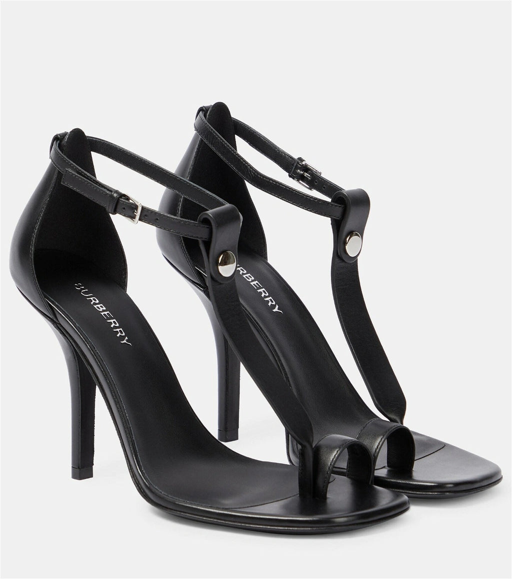 BURBERRY TOE RING LEATHER T-STRAP SANDALS