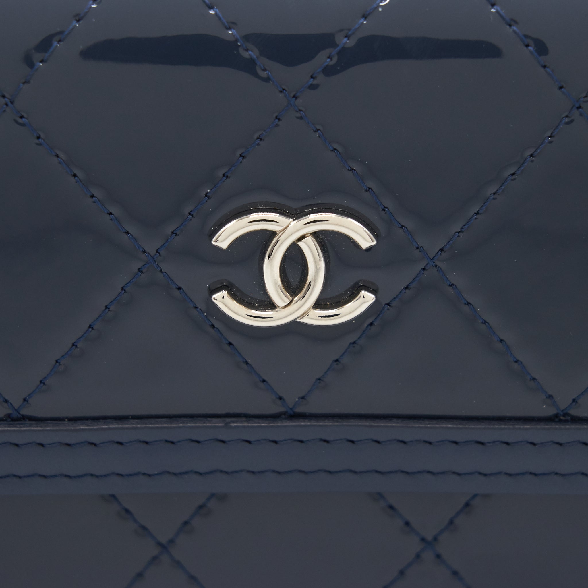 Chanel Flap Wallet Patent Leather Dark Blue Serial 20