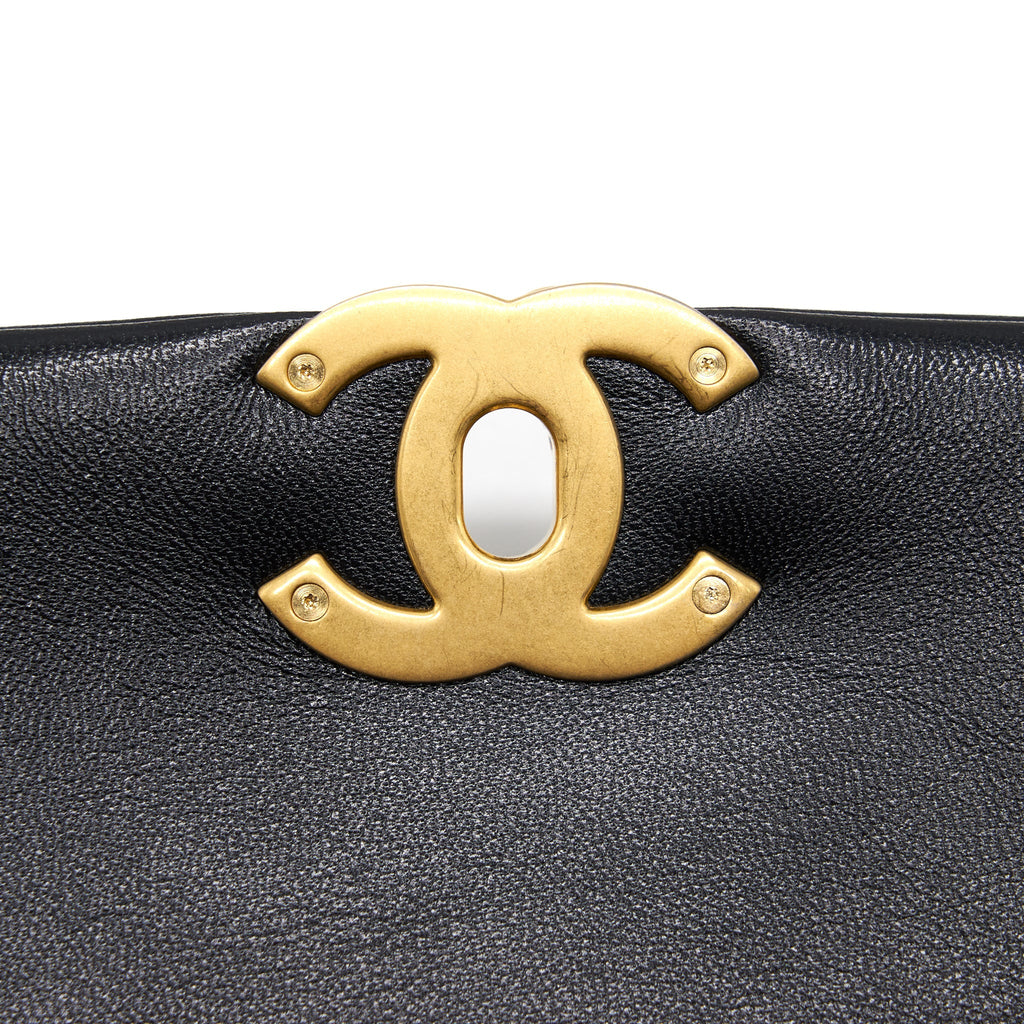 Chanel Large 19 Flap Bag Black