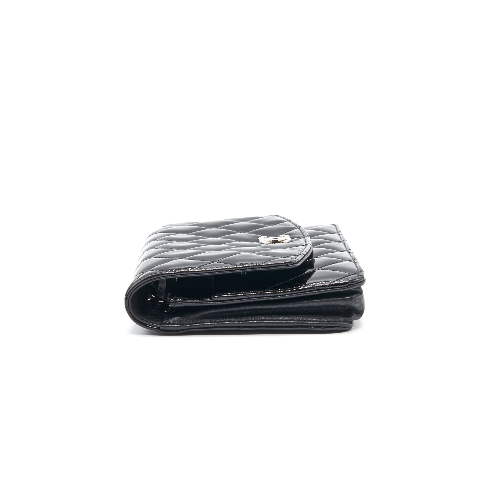 Chanel Wallet on Chain Patent leather black
