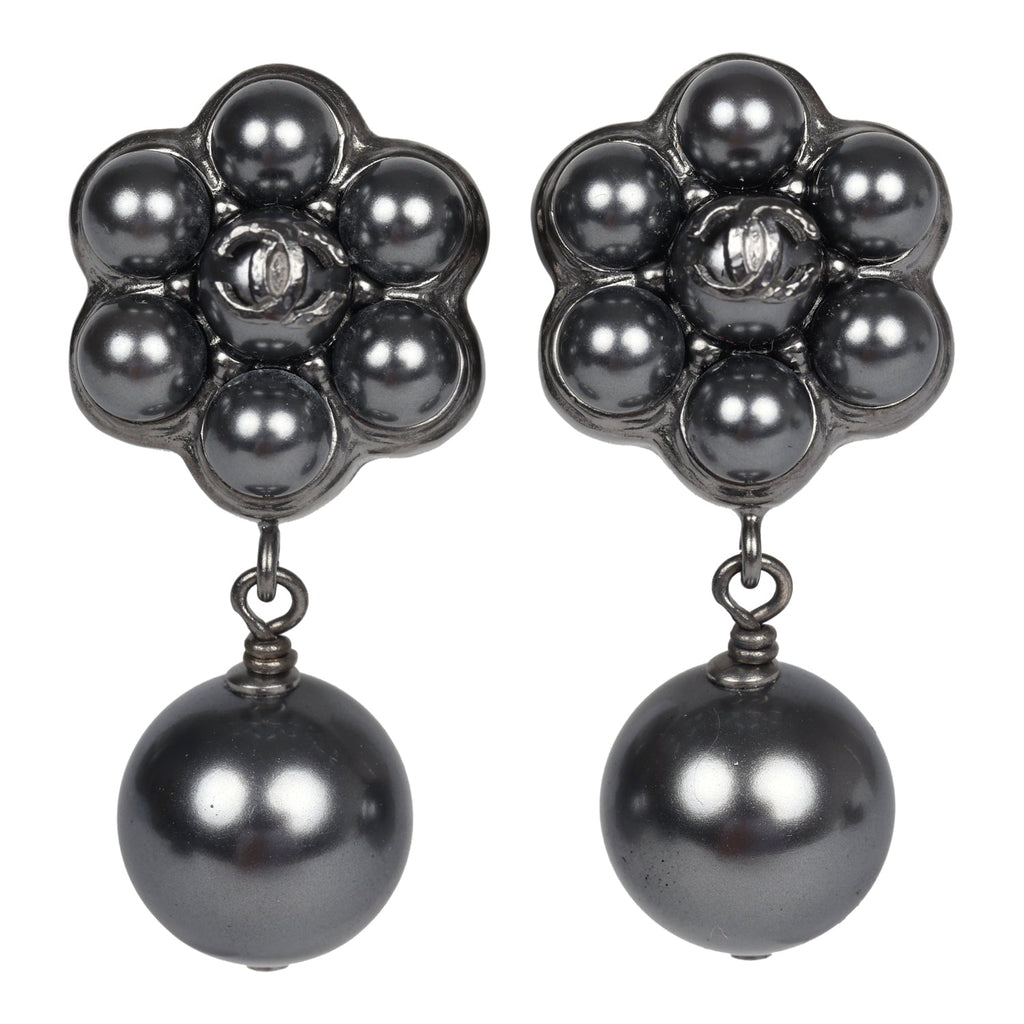 Chanel Flower Pearl Cluster Dangle Earrings Dark Grey Ruthenium Hardware