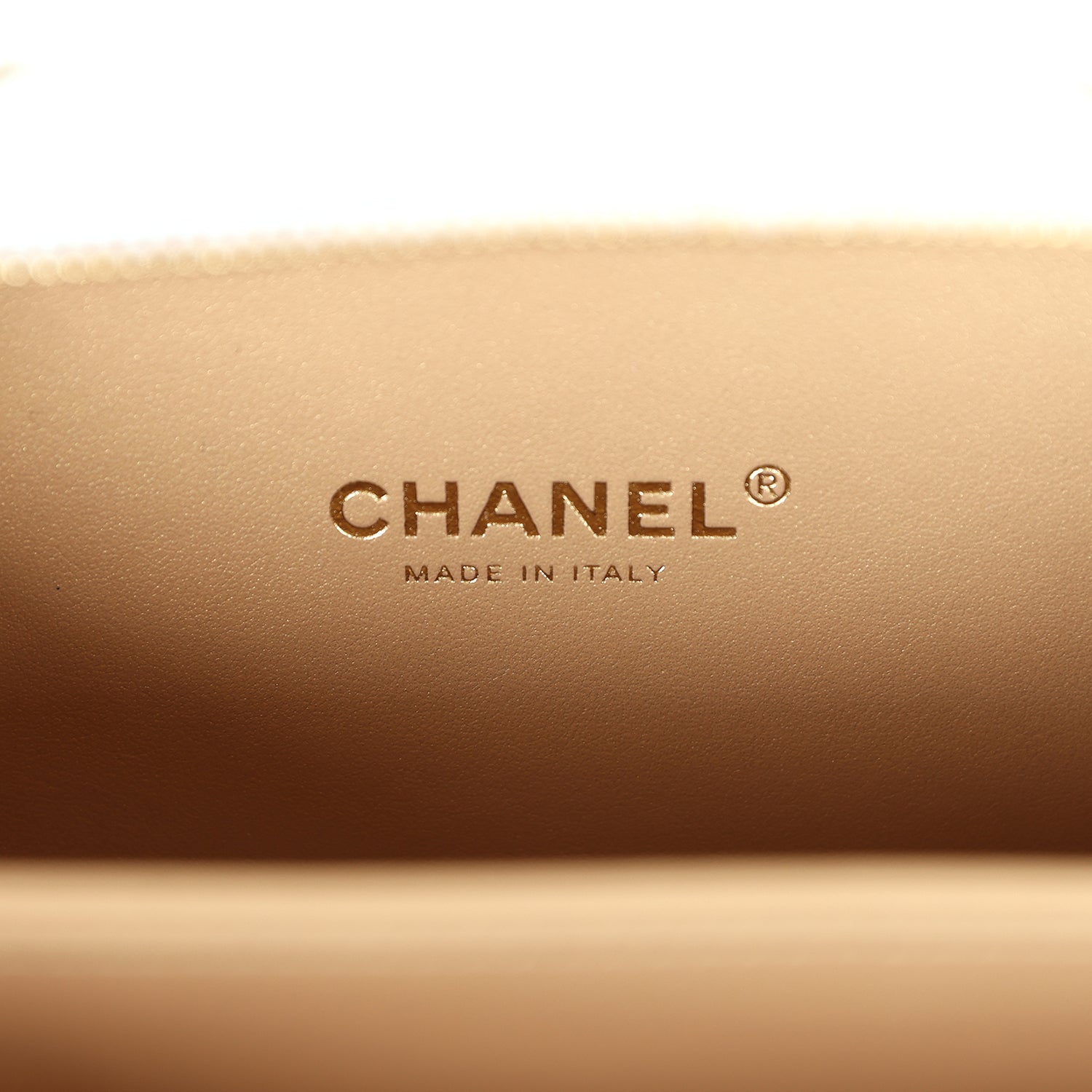 Chanel Golden Plate Vanity Case White Lambskin Gold Hardware