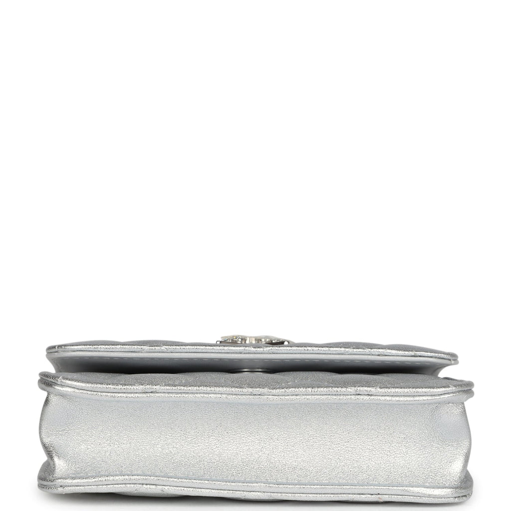 Chanel Crystal CC Walk Of Fame Clutch Wallet Silver Metallic Goatskin Silver Hardware