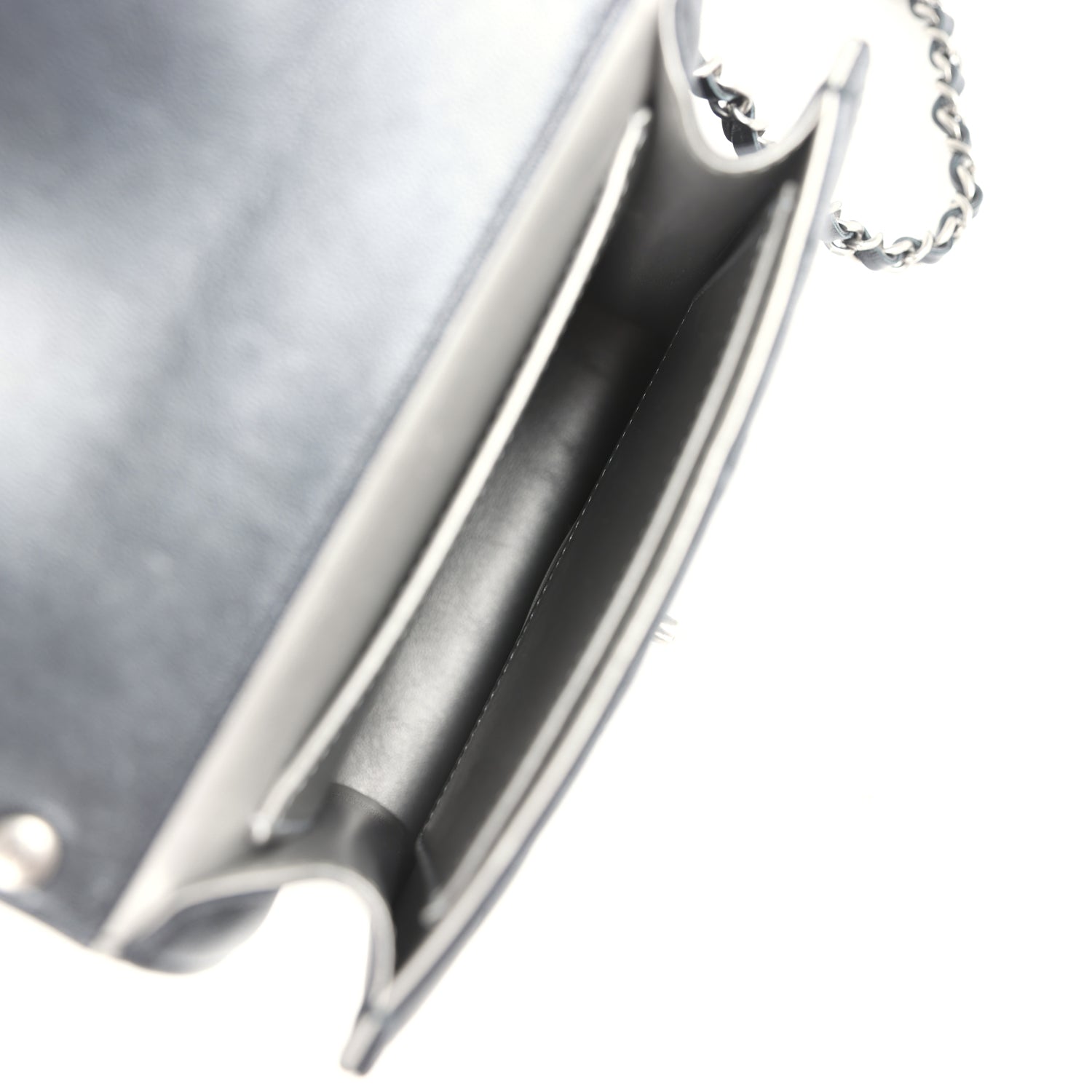 Chanel Chic Pearls Flap Bag Black Calfskin Aged Ruthenium Hardware