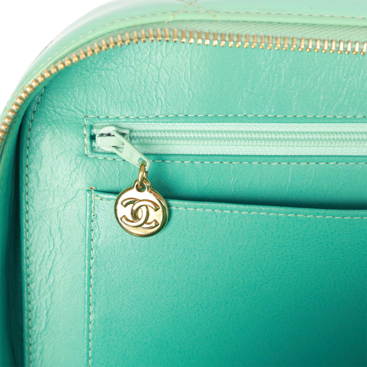 Chanel Vintage Vanity Case Bag Turquoise Patent Gold Hardware