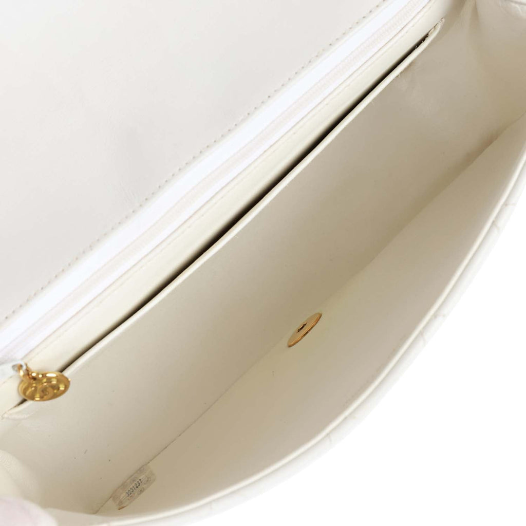 Chanel Vintage Medium Diana Flap Bag White Lambskin Gold Hardware