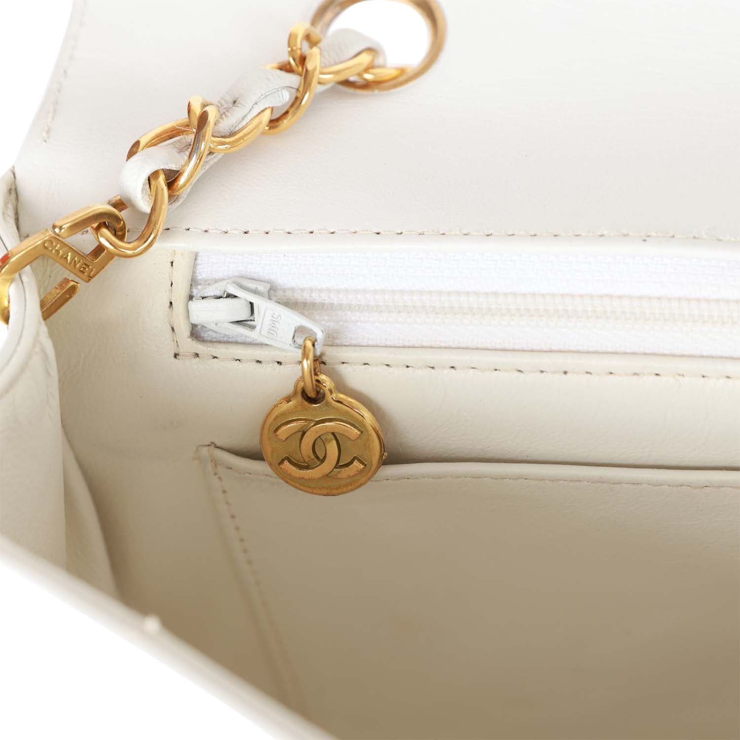 Chanel Vintage Medium Diana Flap Bag White Lambskin Gold Hardware