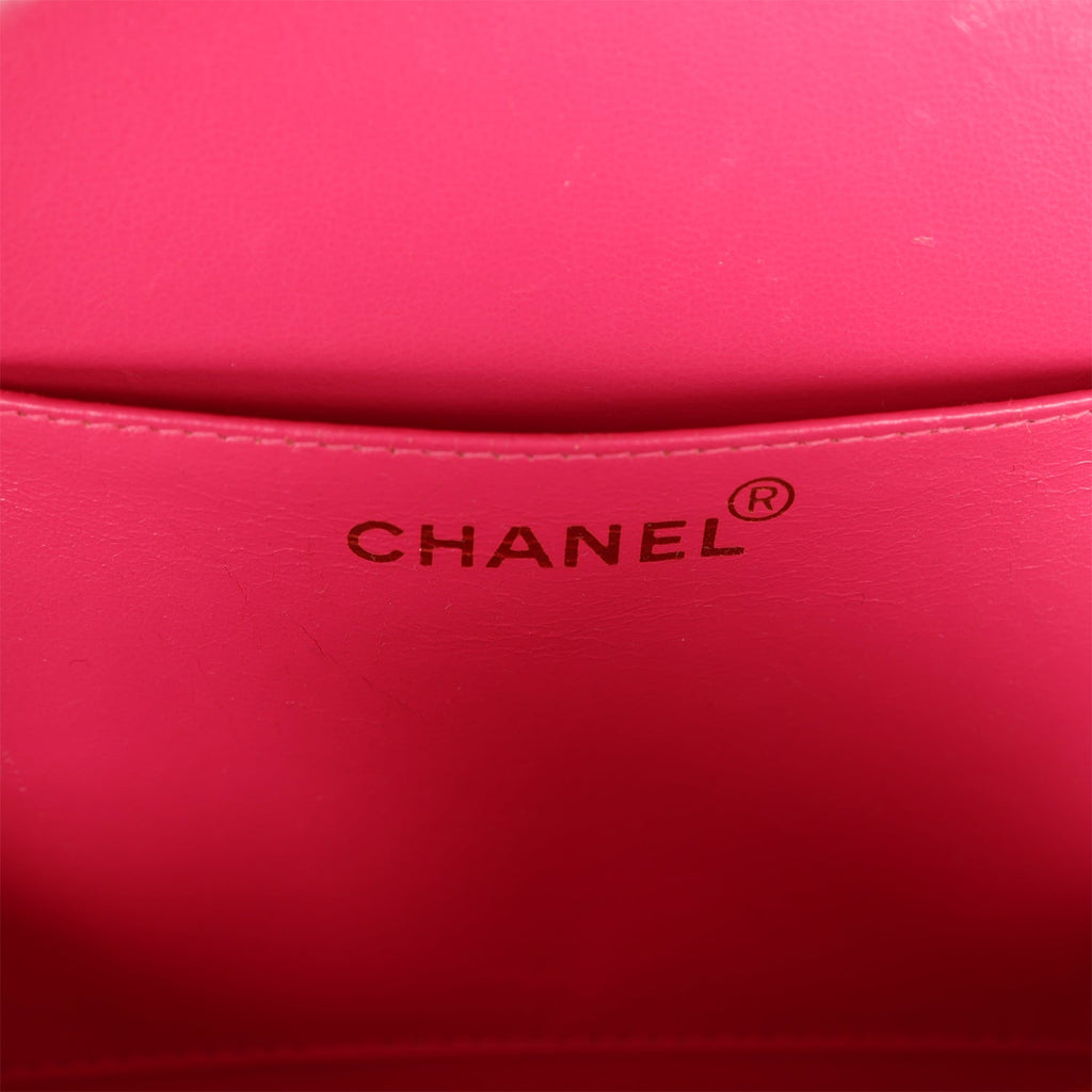 Chanel Vintage Round Vanity Bag Pink and Black Patent Leather Antique Gold Hardware
