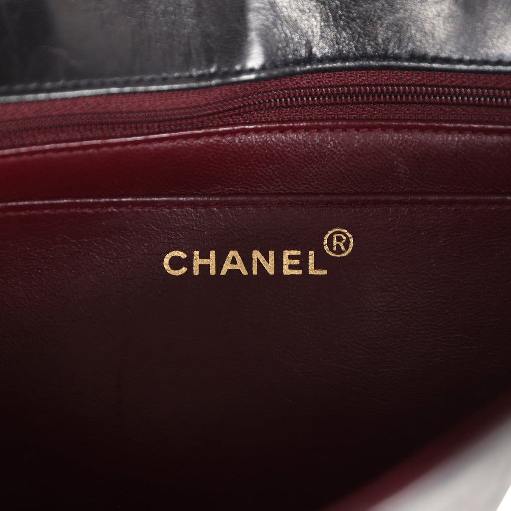 Chanel Vintage Medium Diana Flap Bag Black Lambskin Gold Hardware