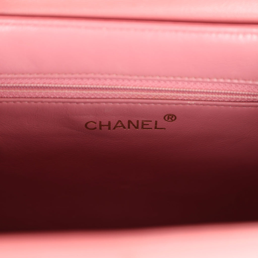Chanel Vintage Large Kelly Pink Lambskin Gold Hardware