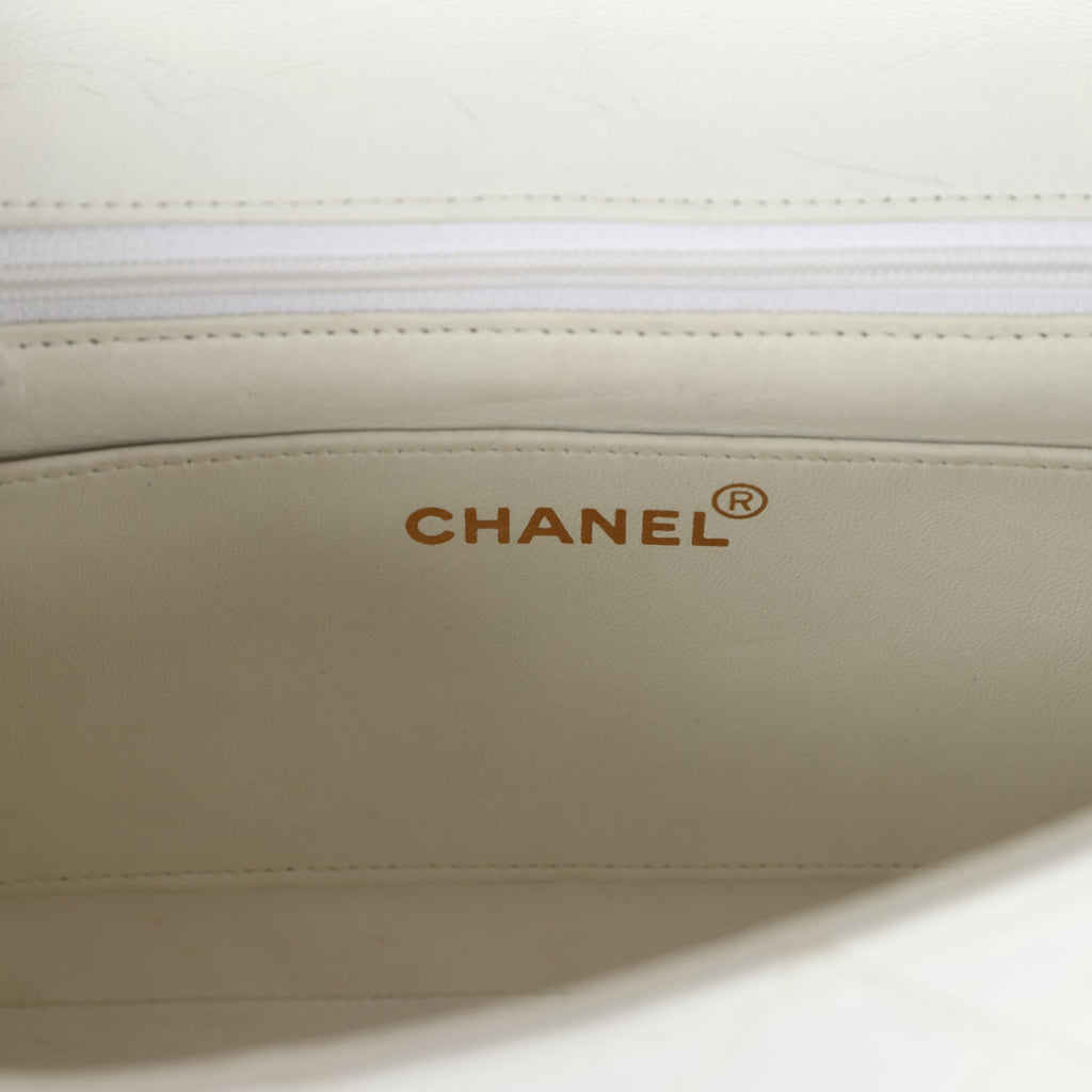Chanel Vintage Medium Diana Flap Bag White and Black Lambskin Gold Hardware