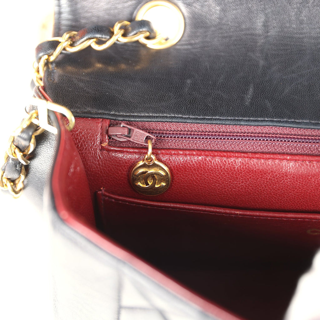 Chanel Vintage Medium Diana Flap Bag Black Lambskin Gold Hardware