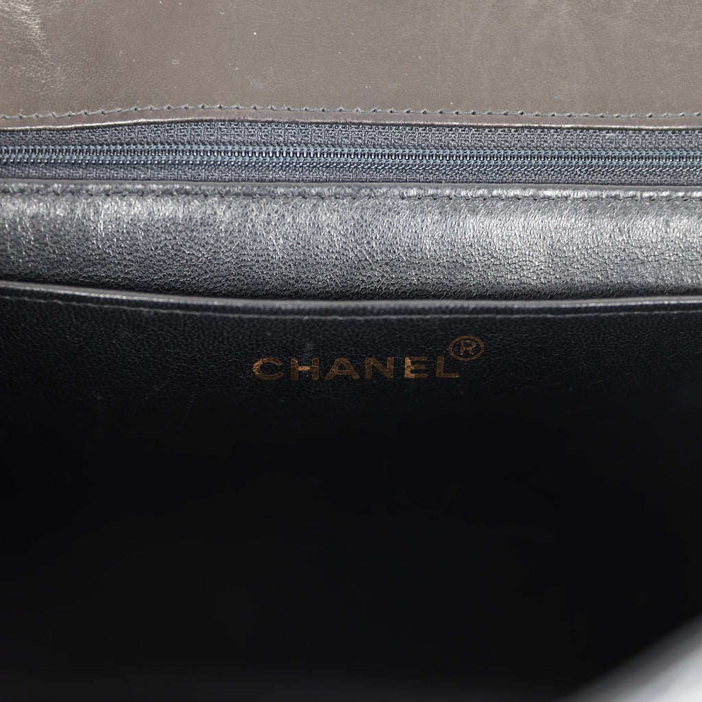 Chanel Vintage Maxi Chain Around Single Flap Bag Black Patent Gold Hardware