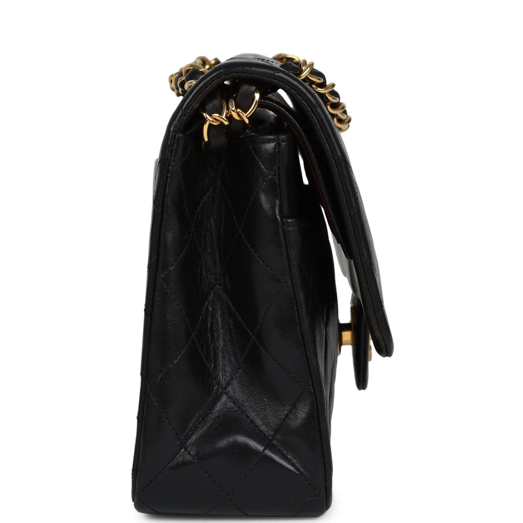 Chanel Vintage Medium Classic Double Flap Bag Black Lambskin Gold Hardware