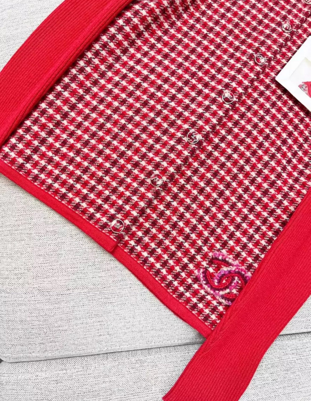 Chanel 24k red igan