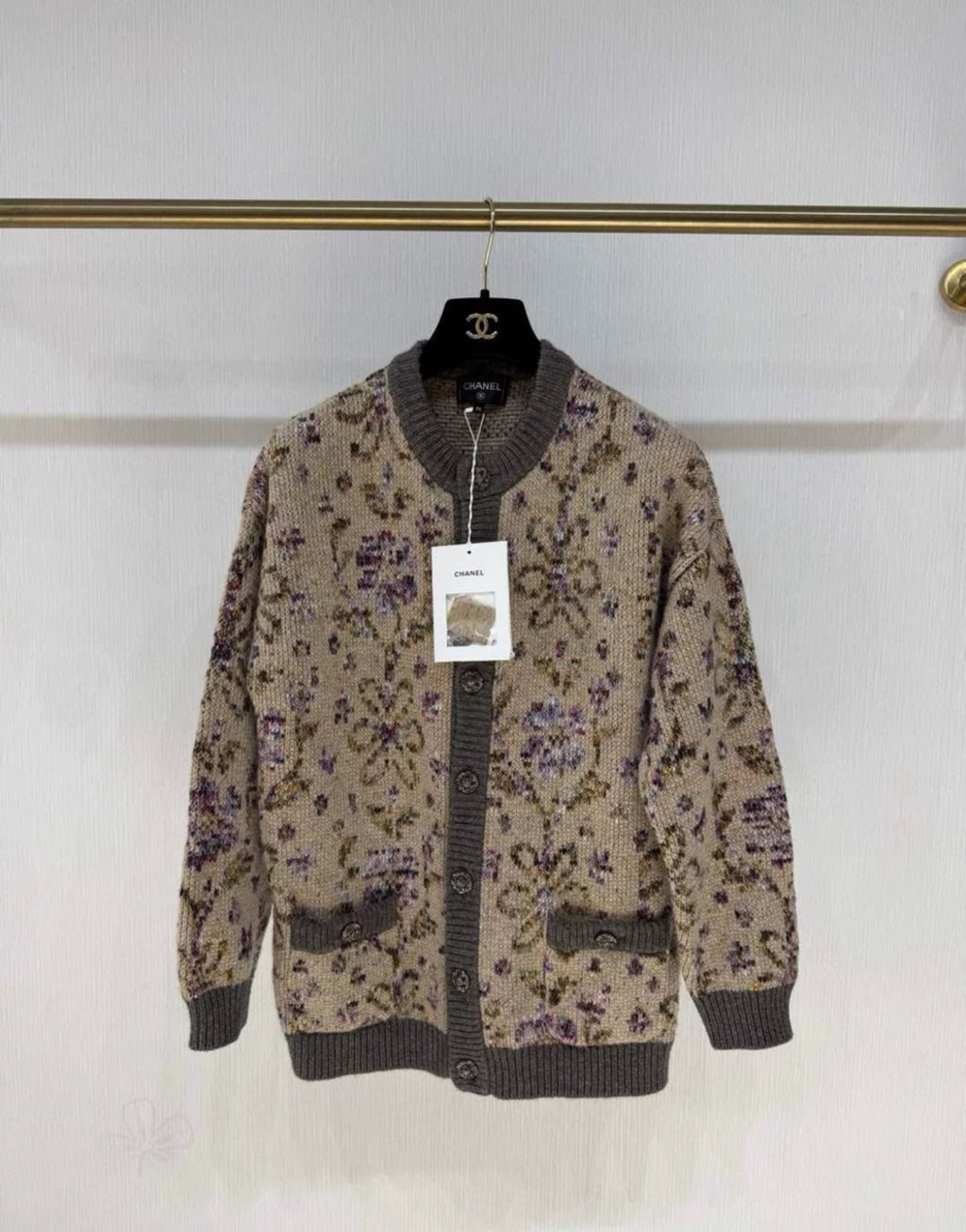Chanel 22k floral knit igan