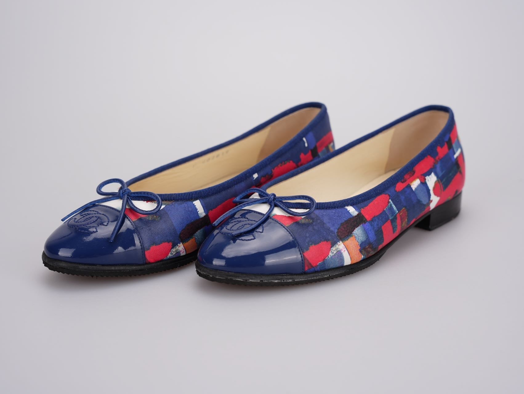 Chanel Multicolor Abstract Patent CC Cap Toe Ballerina Flats Size 37