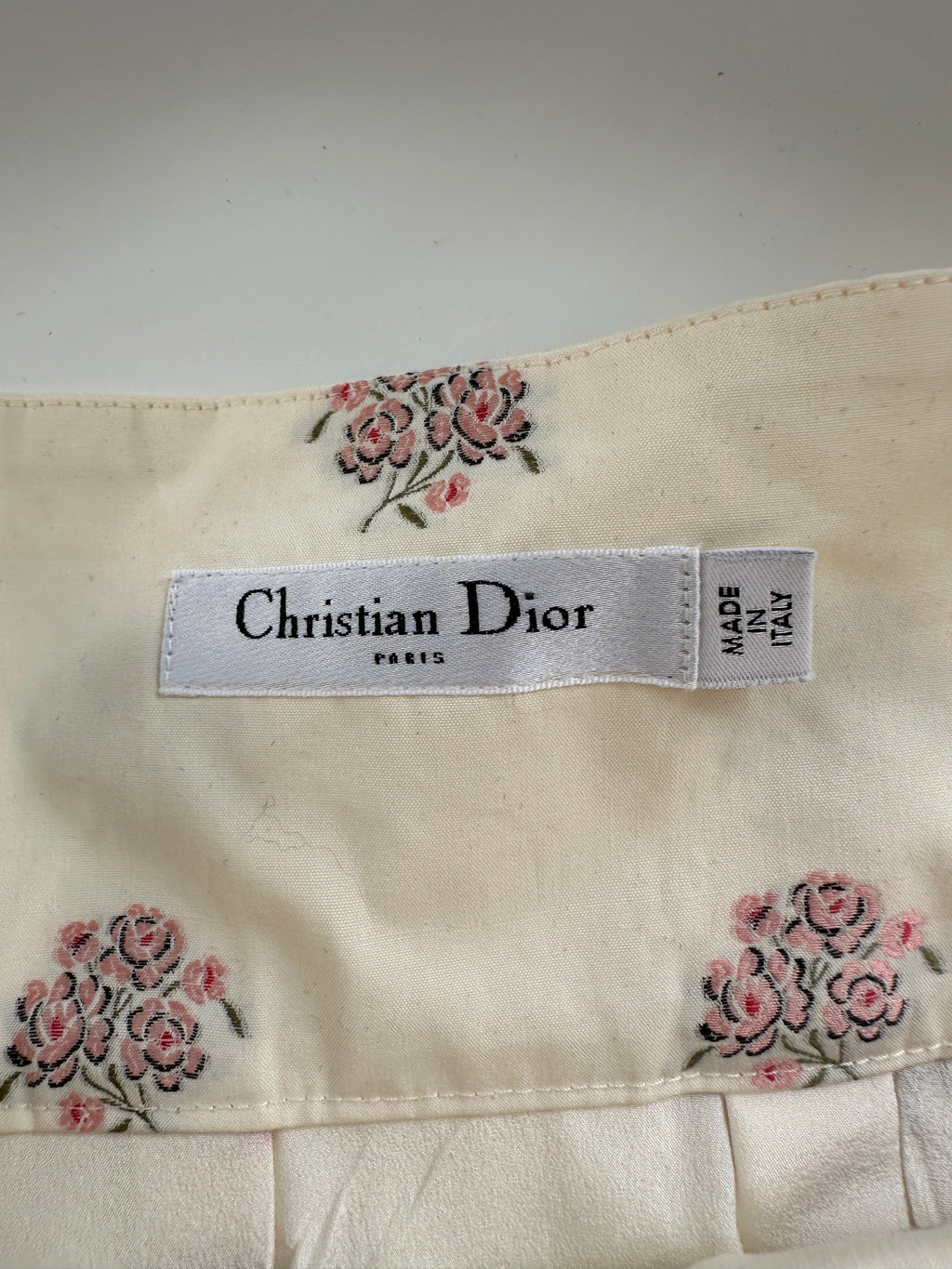 Christian Dior Cream and Pink Floral Print High-Waisted Mini Skirt with Pleated Detail Size FR 34 (UK 6)