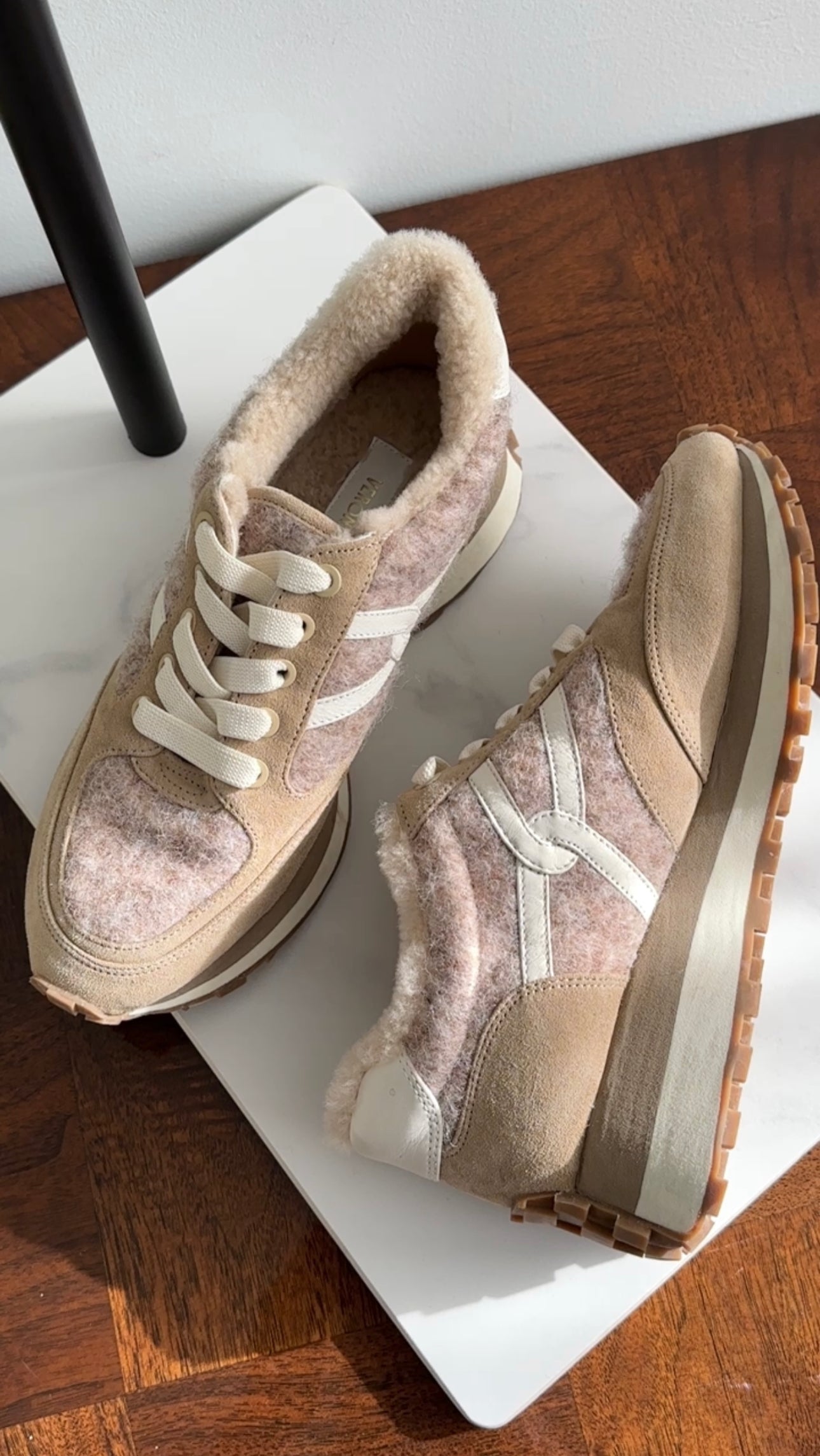 Veronica Beard Beige Valentina Shearling Sneaker - 7M