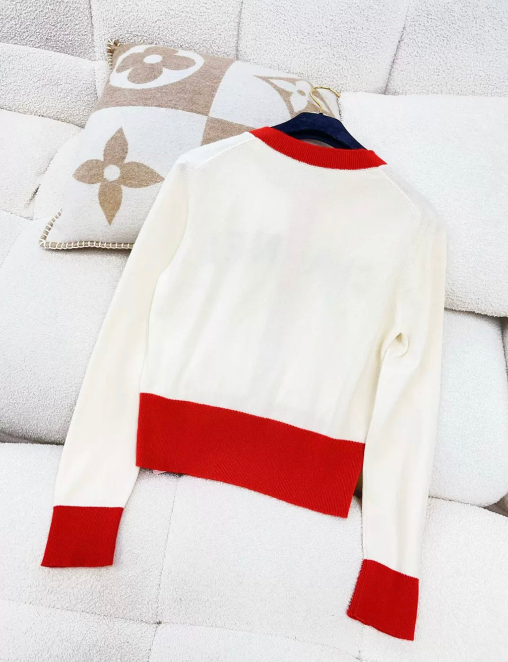 Chanel igan 2019, White and red size 38