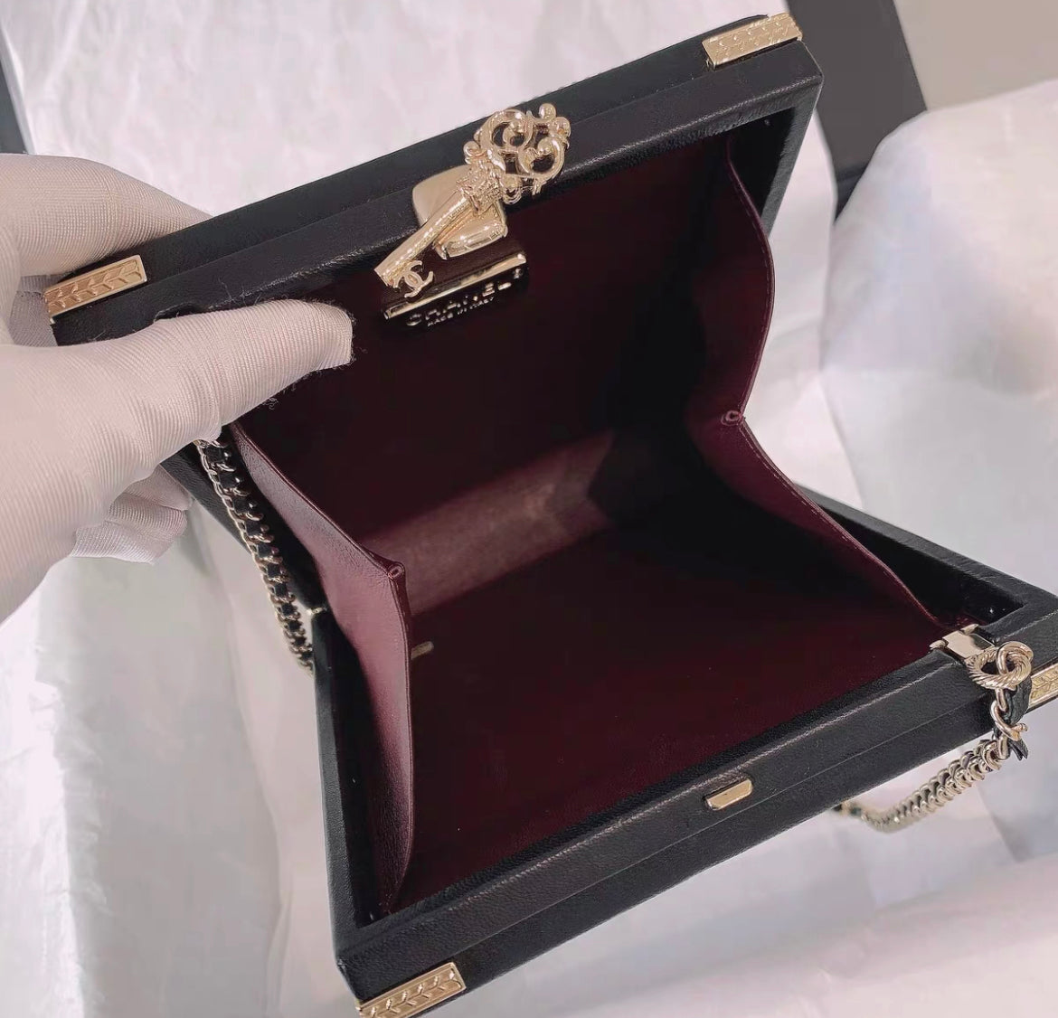CHANEL Room  Minaudiere Evening crossbody