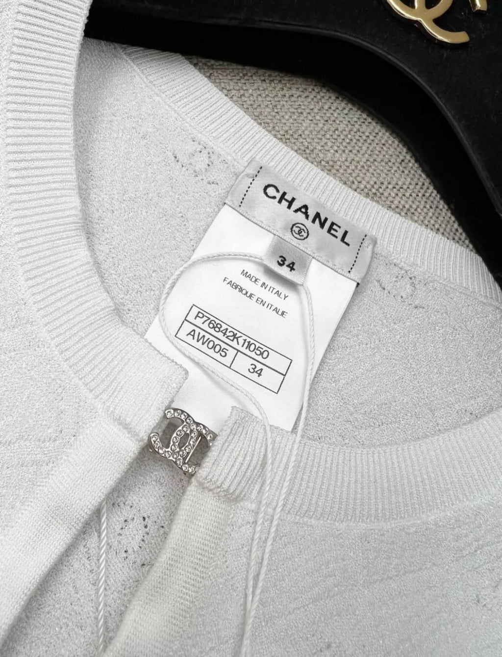 Chanel 24P white igan