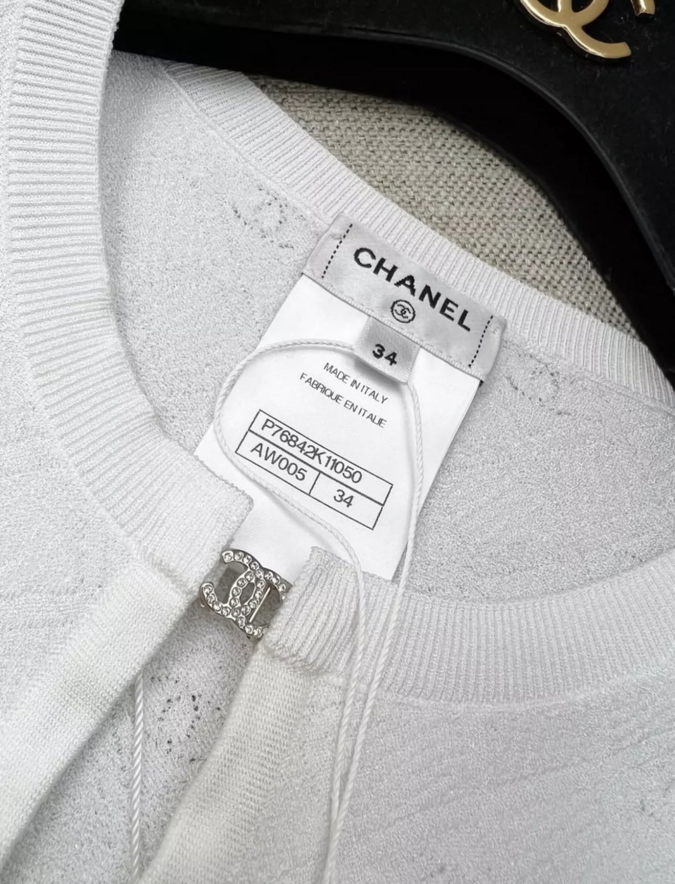 Chanel 24P white igan