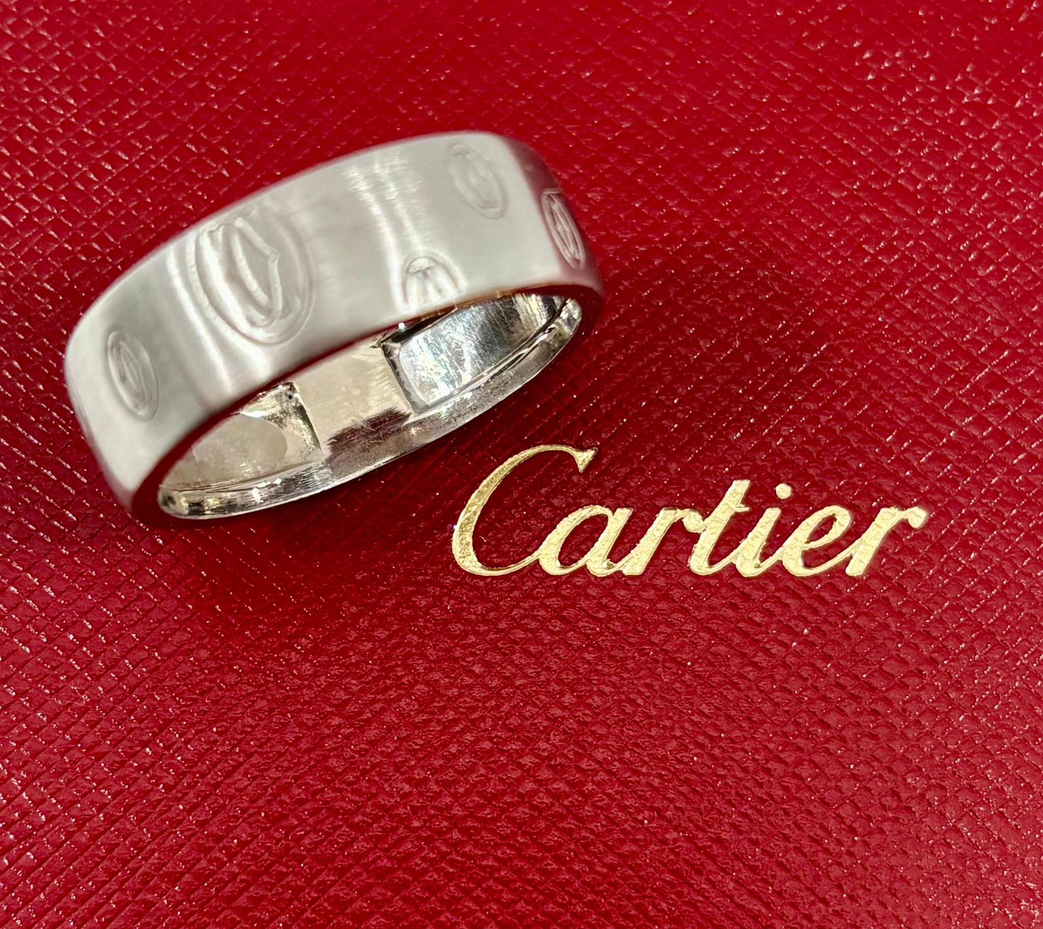 CARTIER 18K WHITE GOLD HAPPY BIRTHDAY RING