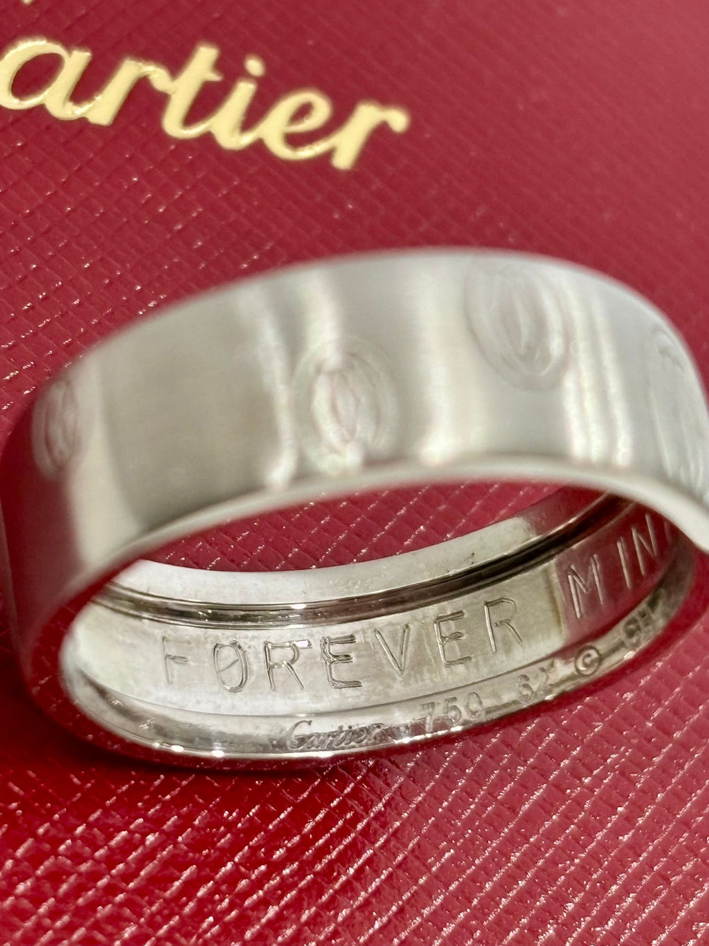 CARTIER 18K WHITE GOLD HAPPY BIRTHDAY RING