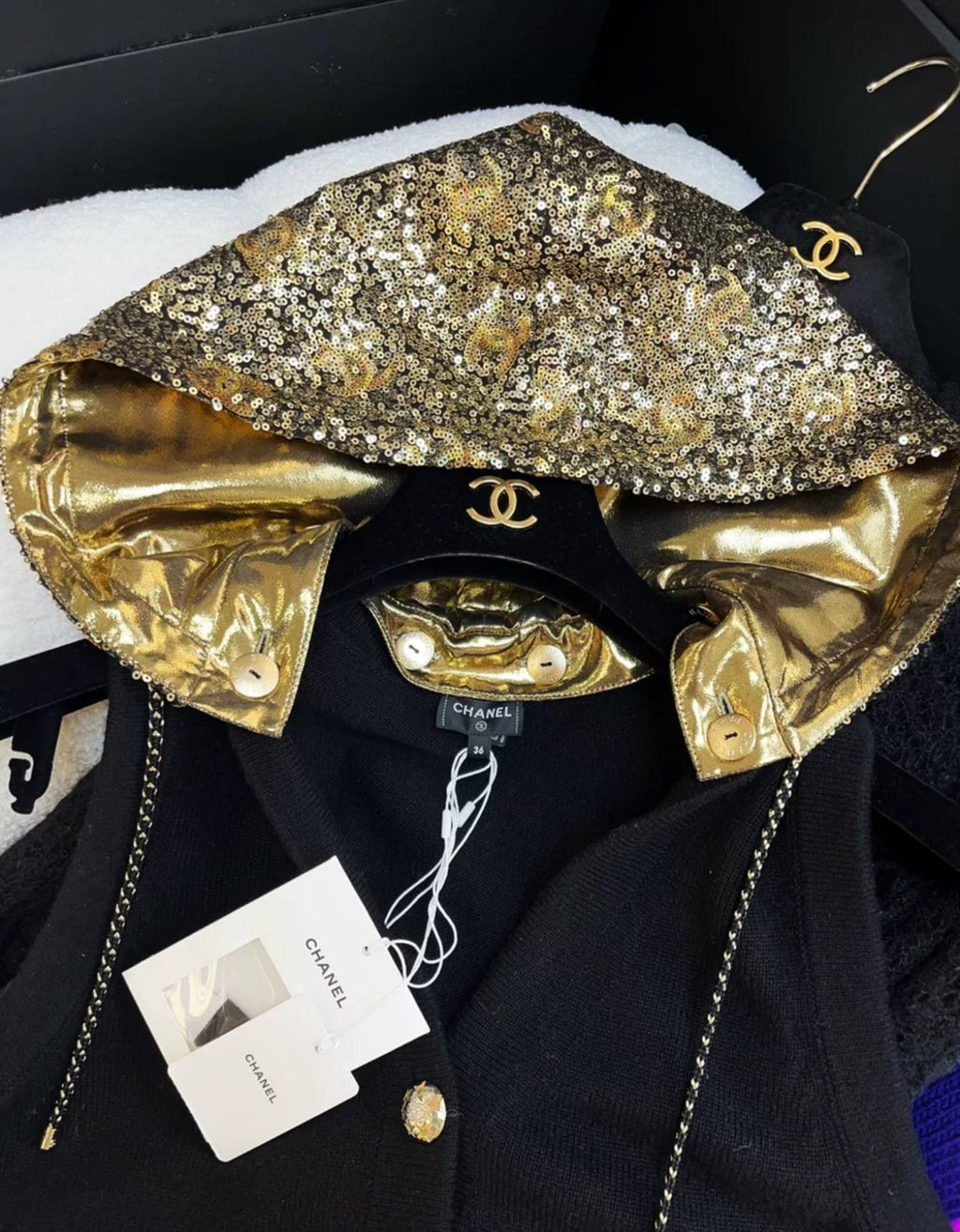 Chanel 24C Black & Gold Cashmere igan