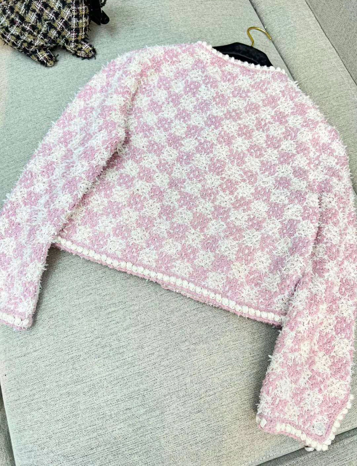 Chanel 23s pink and purple igan size 34