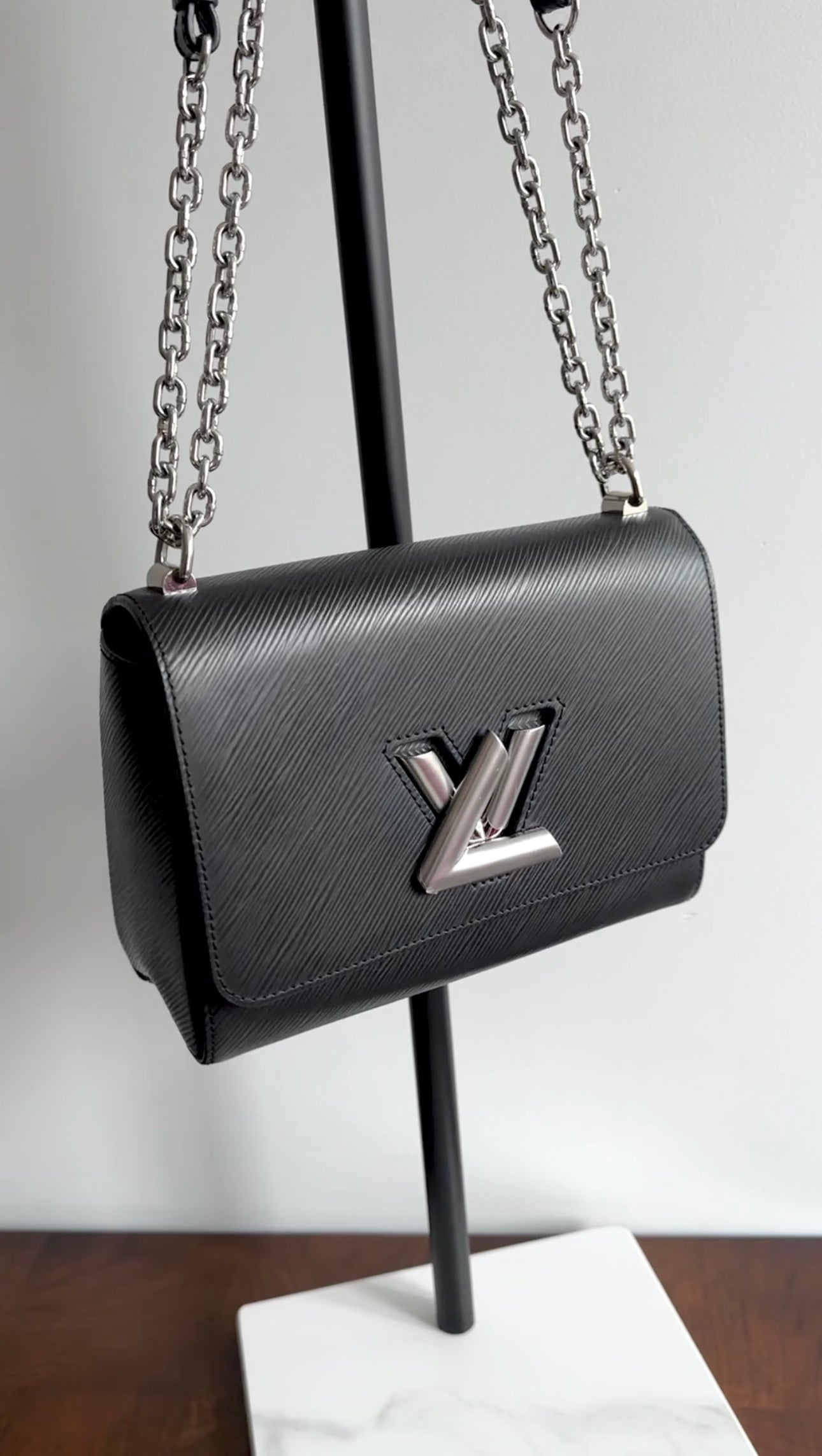 Louis Vuitton Black Epi Twist MM Chain Bag