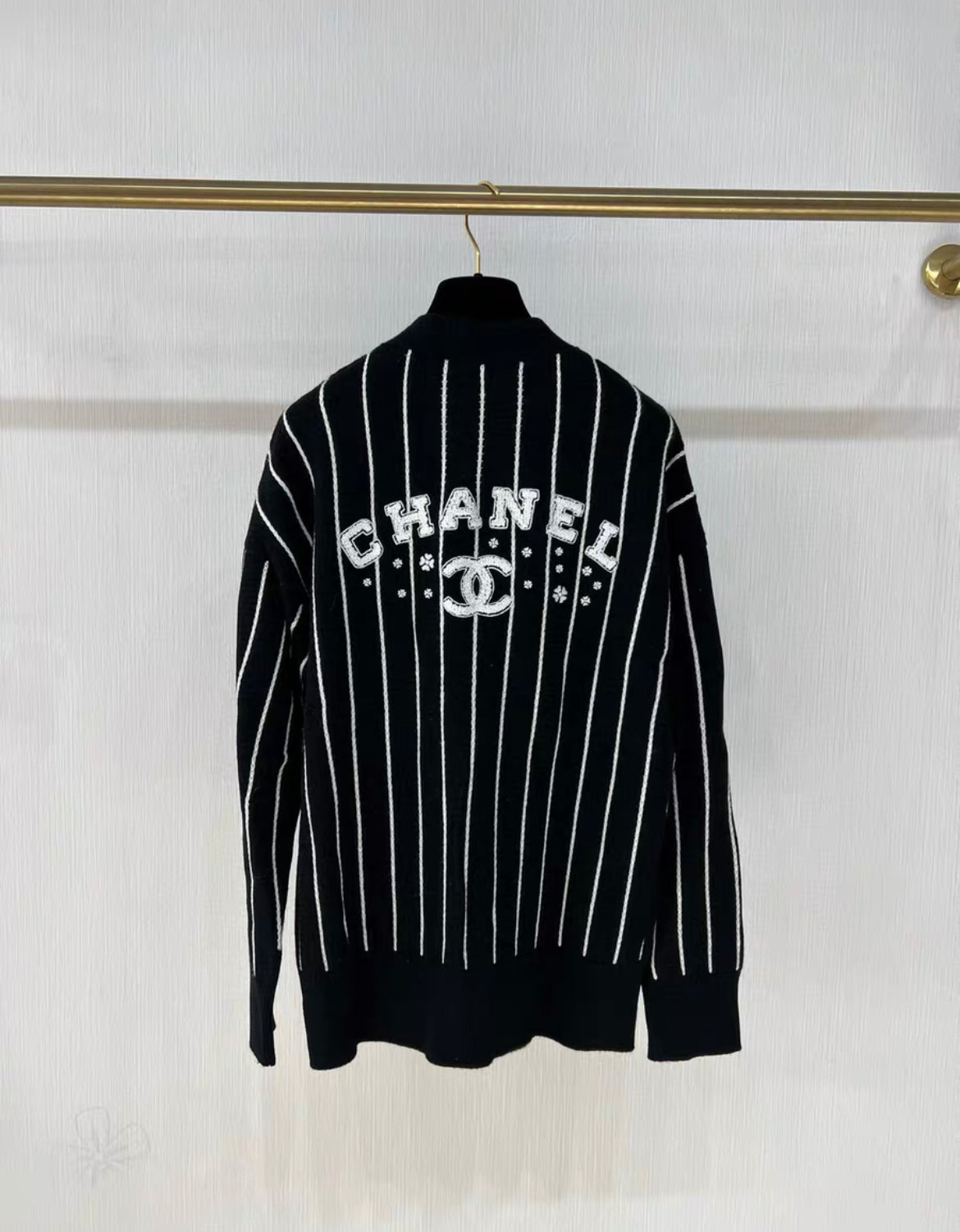 CHANEL 23P LOGO CASHMERE IGAN