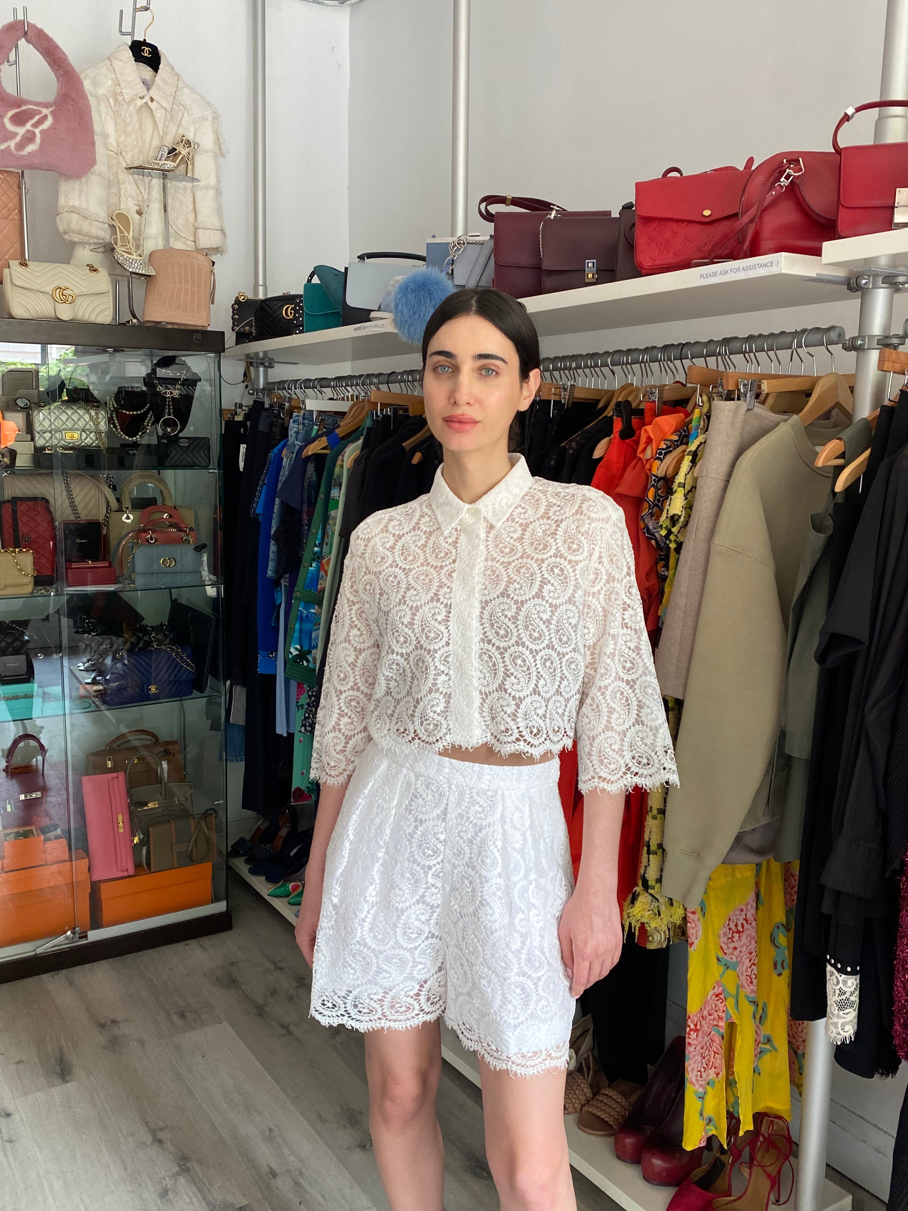 Giambattista Valli White Lace Shorts - 42 / US 6