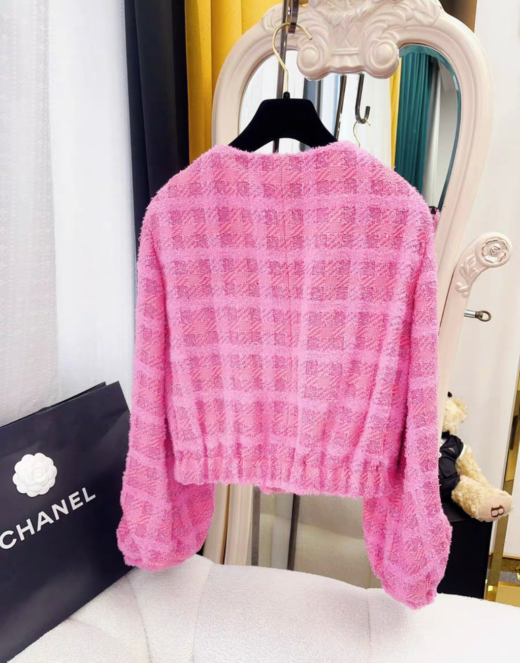 Chanel 24P pink tweed jacket size 38