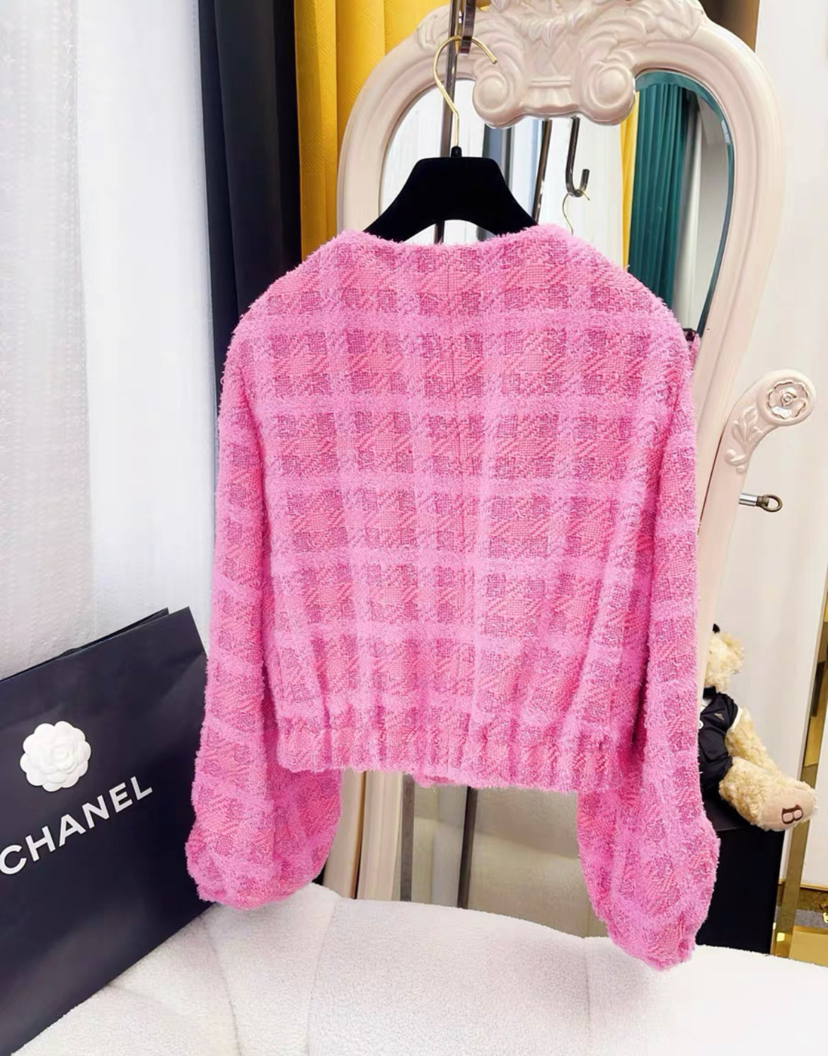 Chanel 24P pink tweed jacket size 38