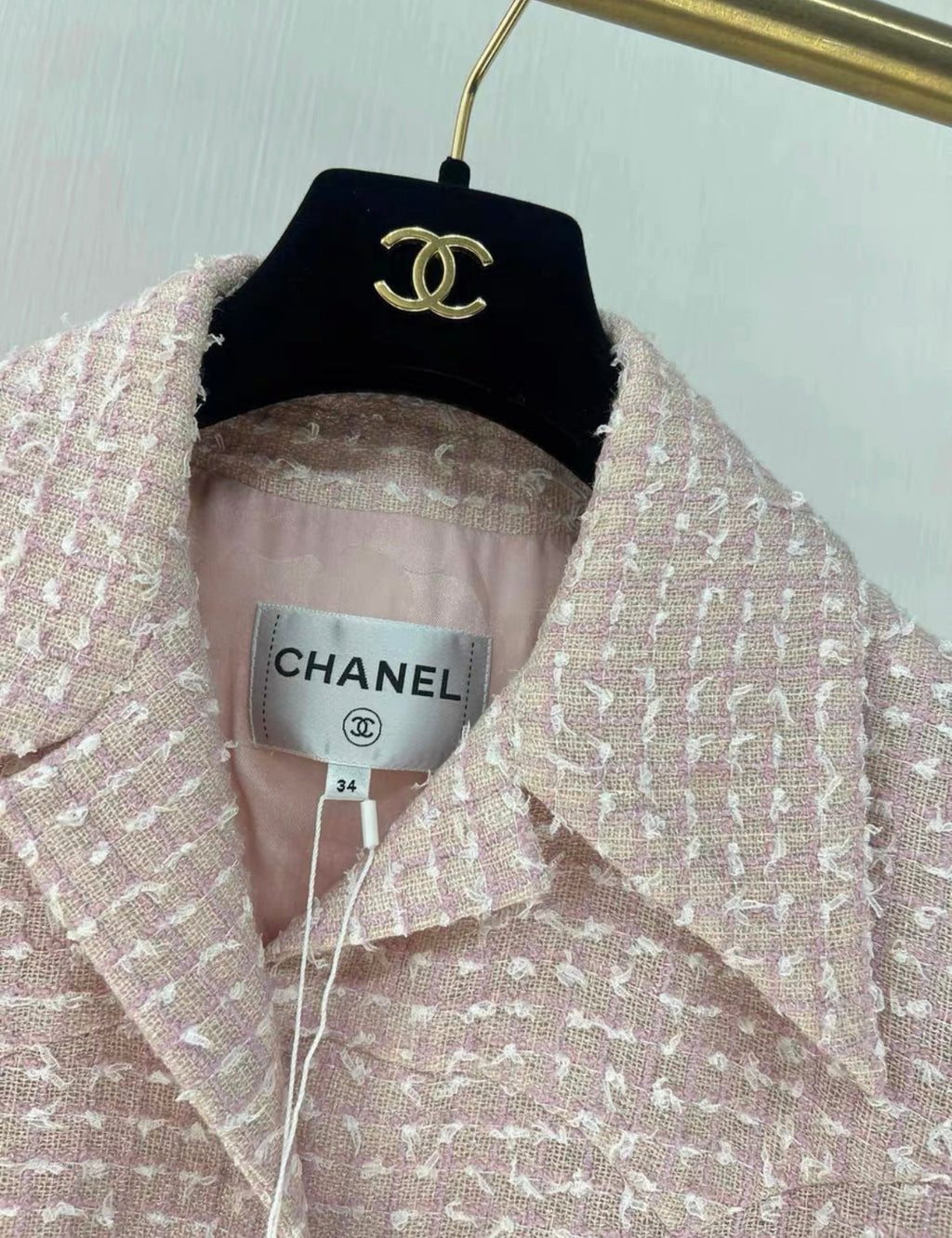 Chanel 24P Pink short sleeve jacket size 34