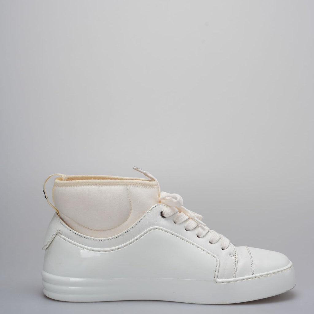 Chanel White Rubber and Leather CC Ankle Sneakers Size 37,5